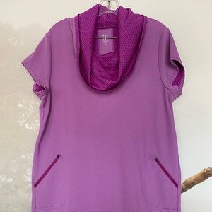 Title nine summer dress size Xl or for o resized fit can be worn as medium